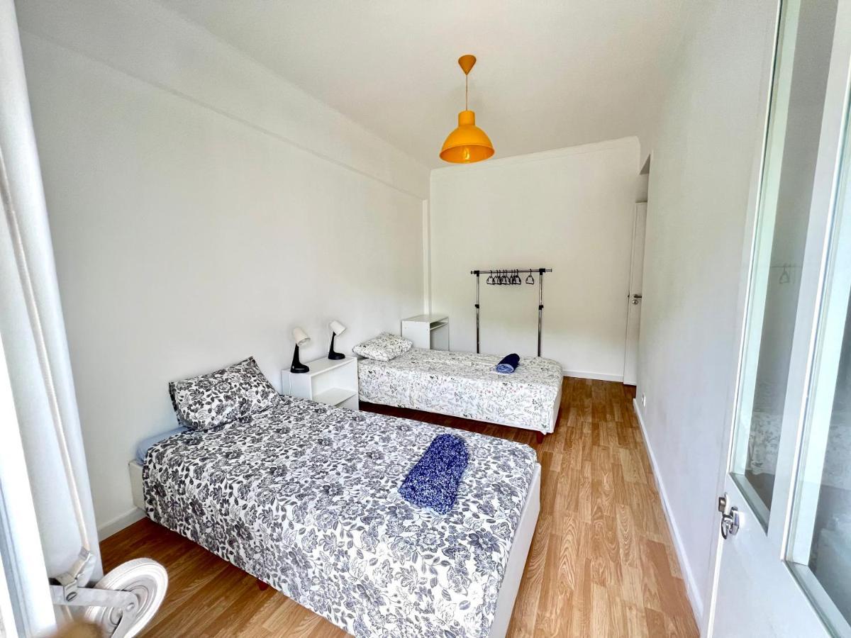 Big Flat Next To Lisbon And Caparica Apartment Almada
