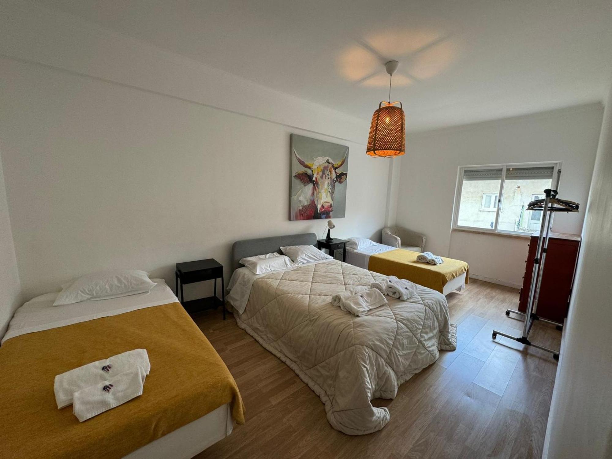 Big Flat Next To Lisbon And Caparica Apartment