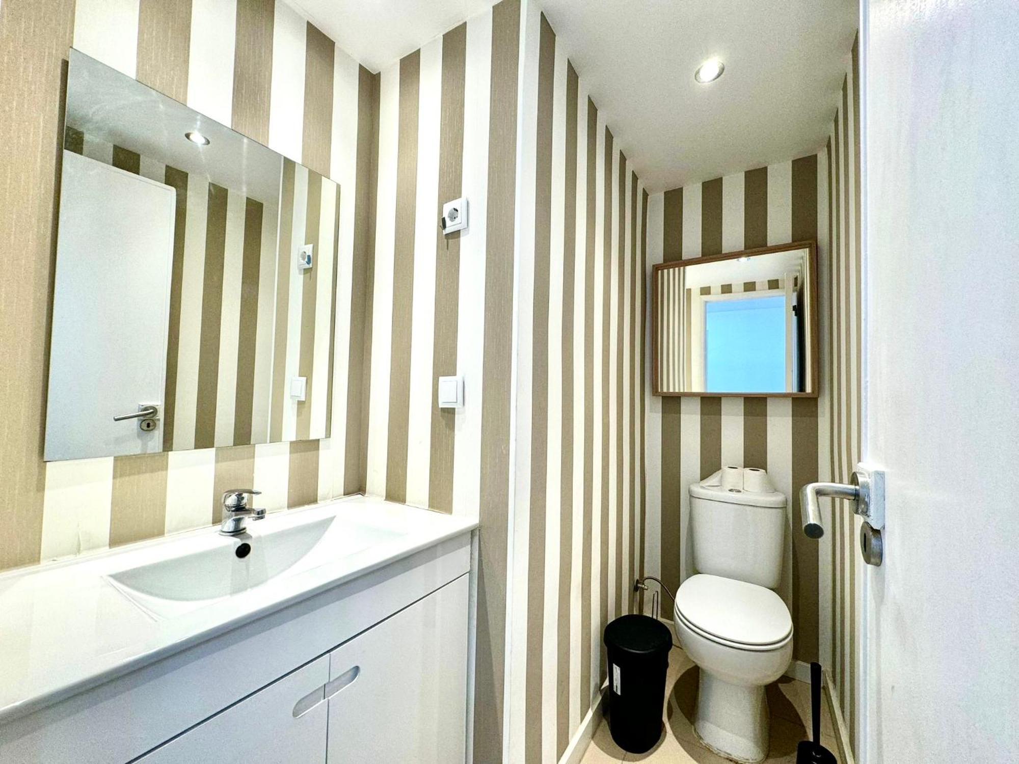 Big Flat Next To Lisbon And Caparica Apartment Almada
